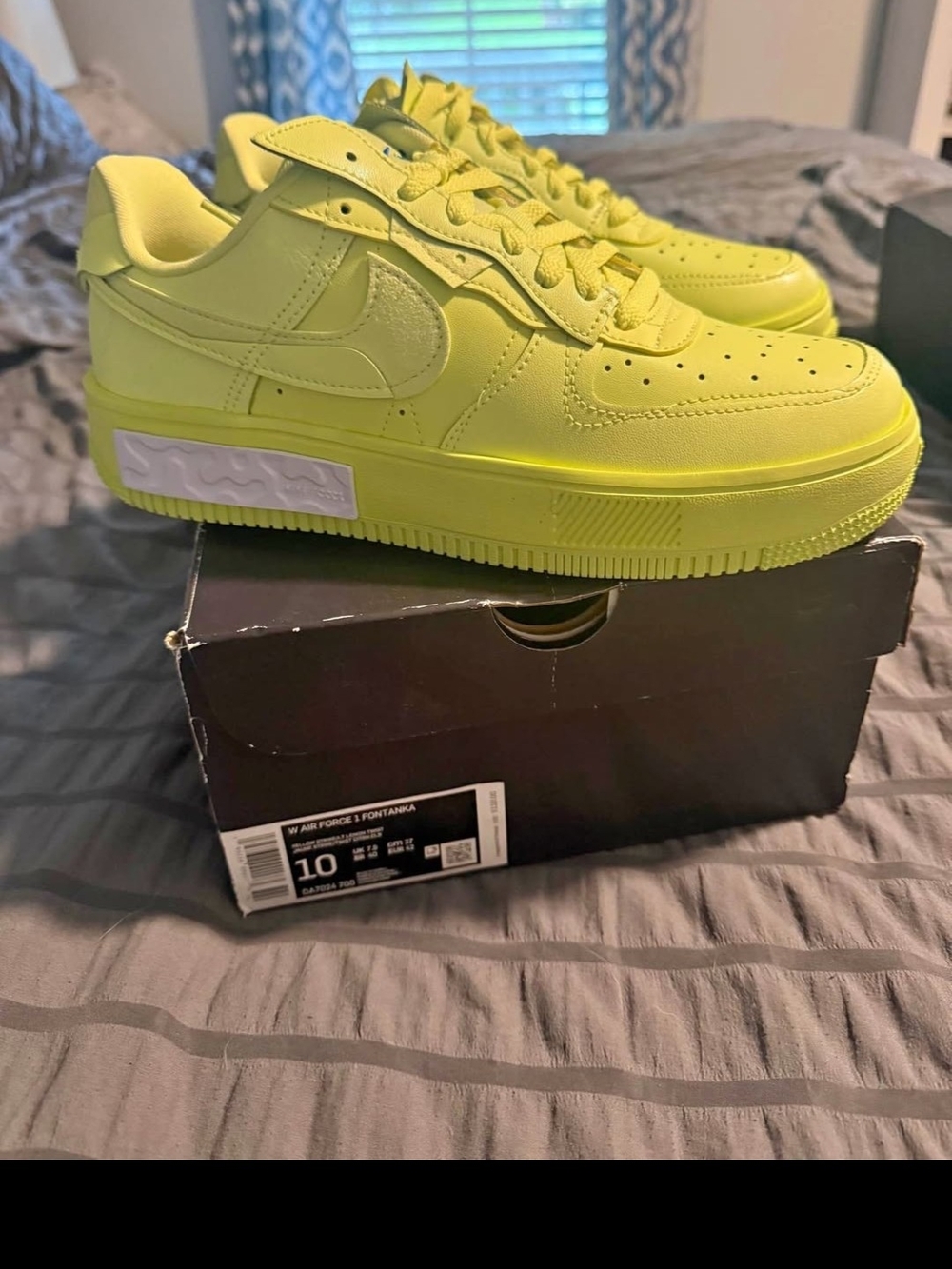 Nike Air Force 1 Fontanka in Neon Yellow
